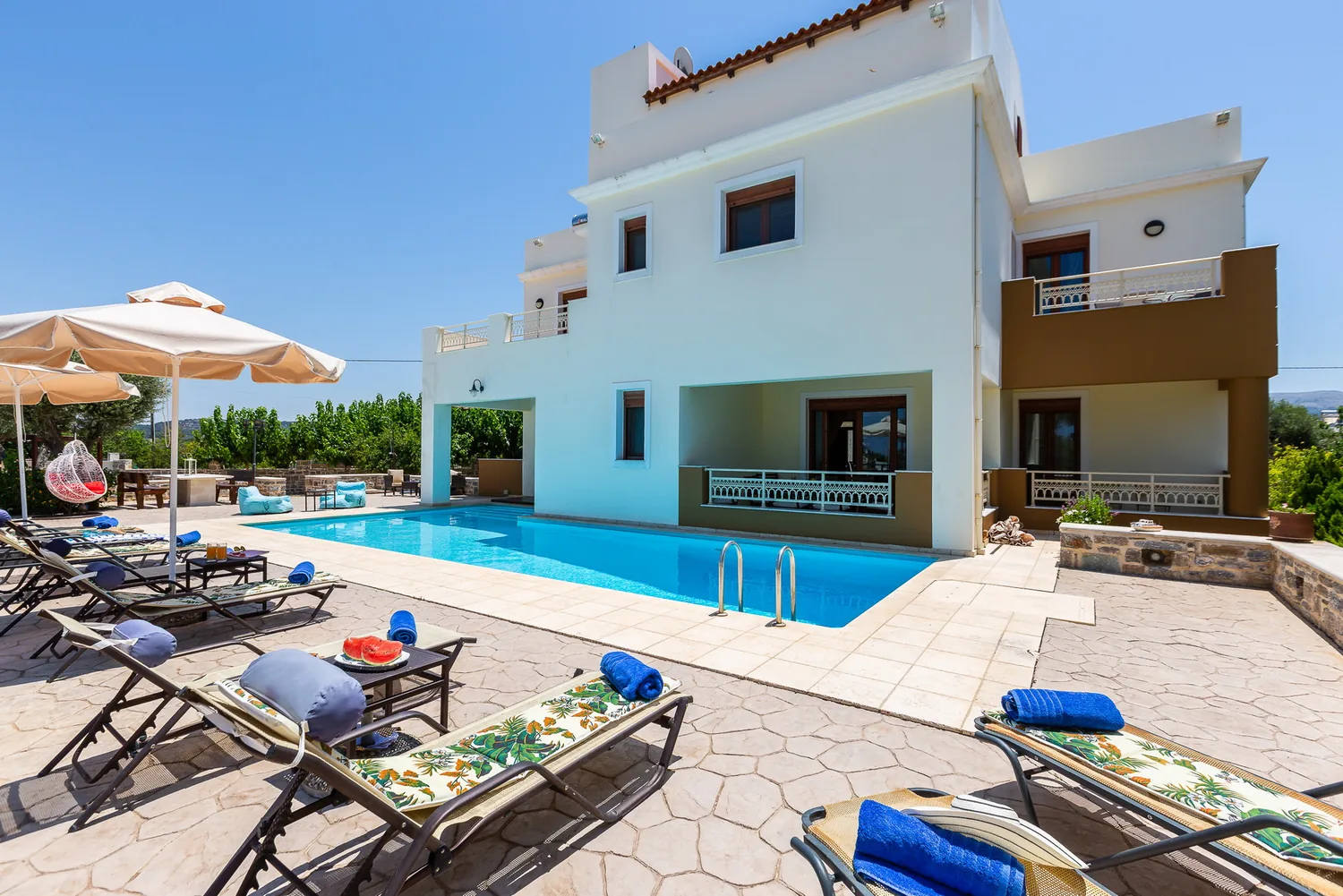 Private pool at Villa 4 Seasons